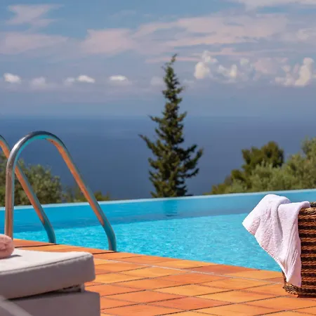 Villa Avra Tsoukaladhes