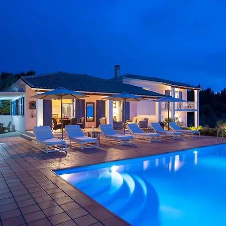 Villa Avra Tsoukaladhes