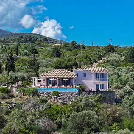Avra Villa Tsoukaladhes