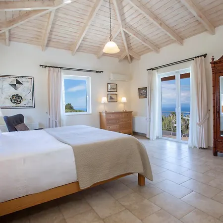 Avra Villa Tsoukaladhes