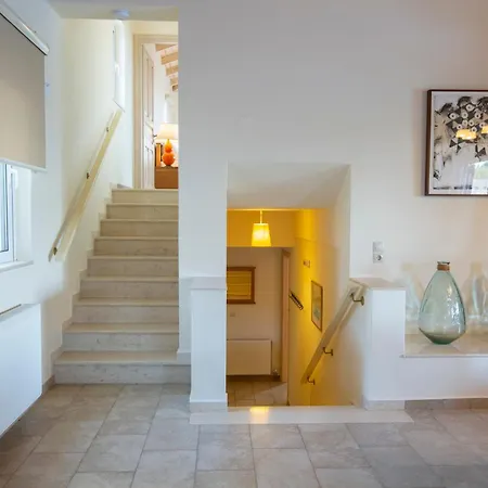 Avra Villa *