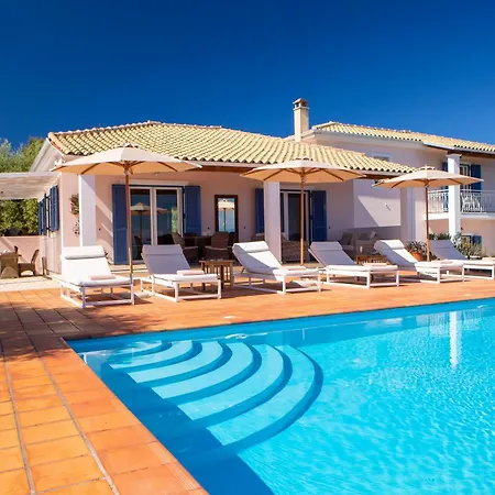Villa Avra Tsoukaladhes